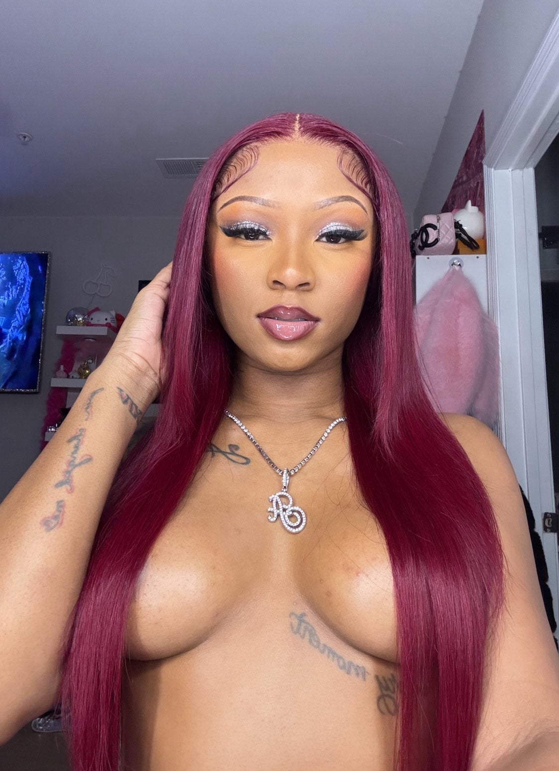 Fineassariiii nude 10