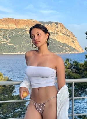 Fiona Barron nude 9