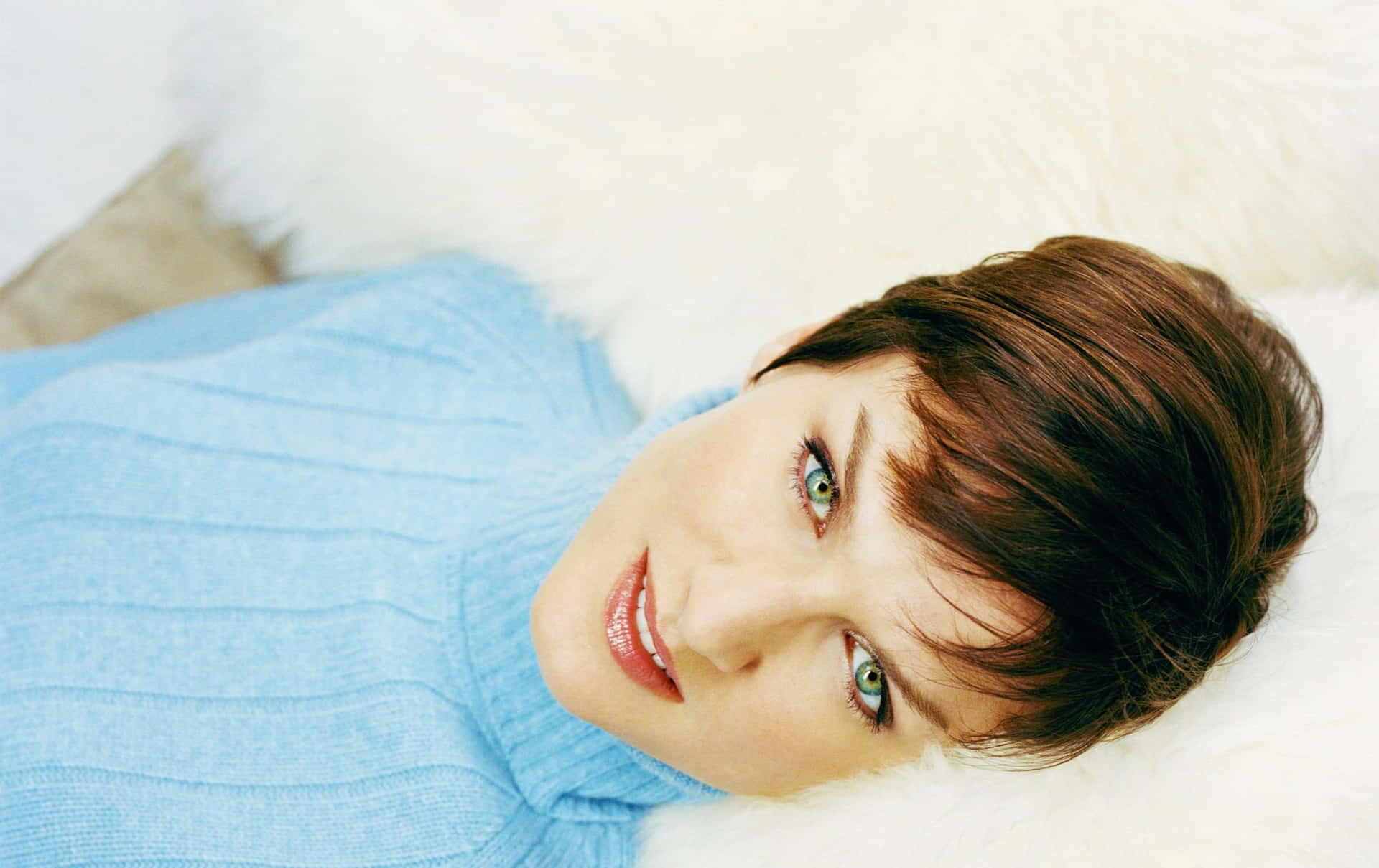 Fiona Bruce nude 3