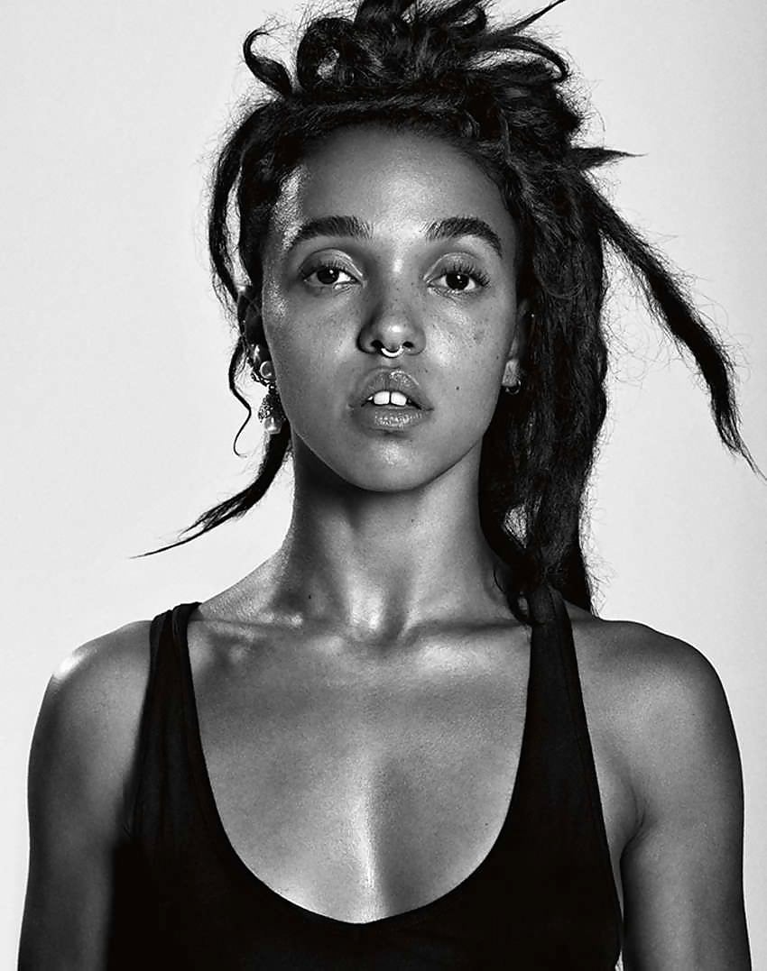 FKA Twigs nude 6