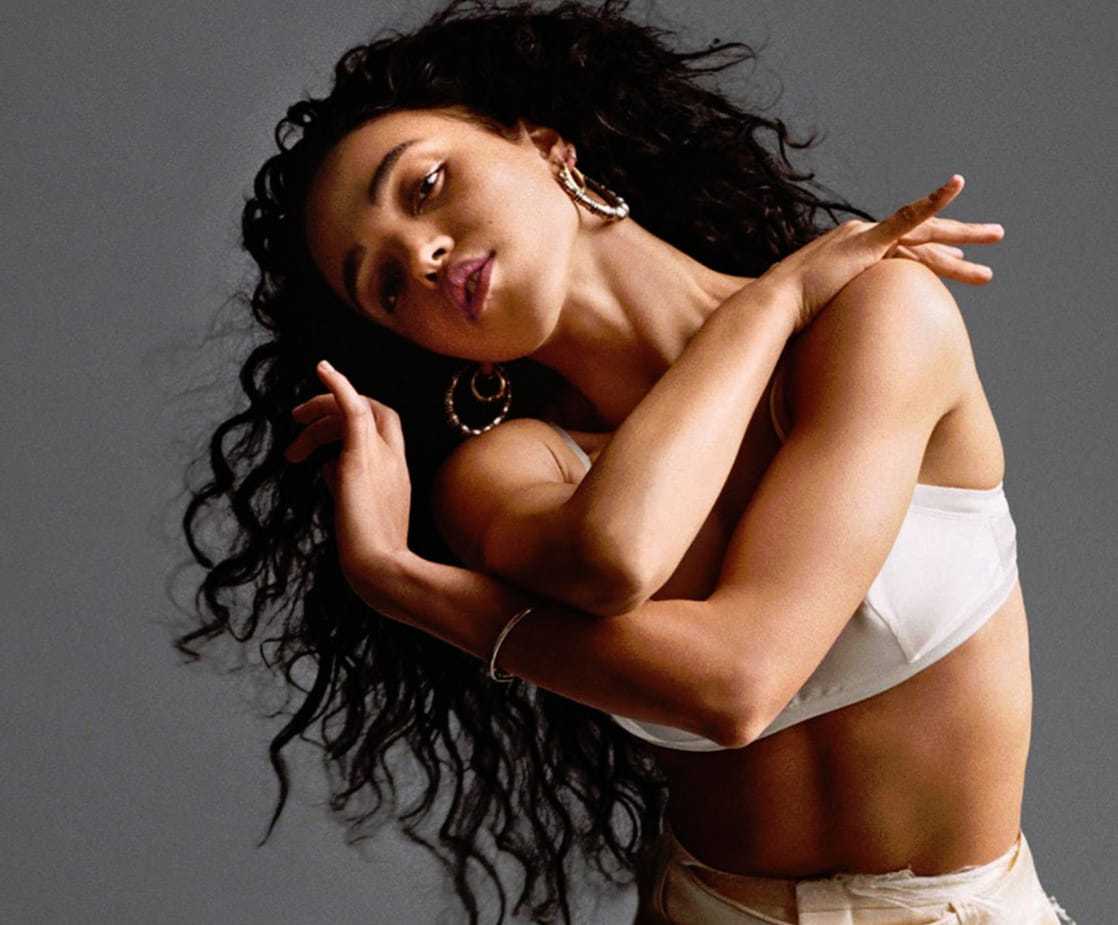 FKA Twigs nude 8
