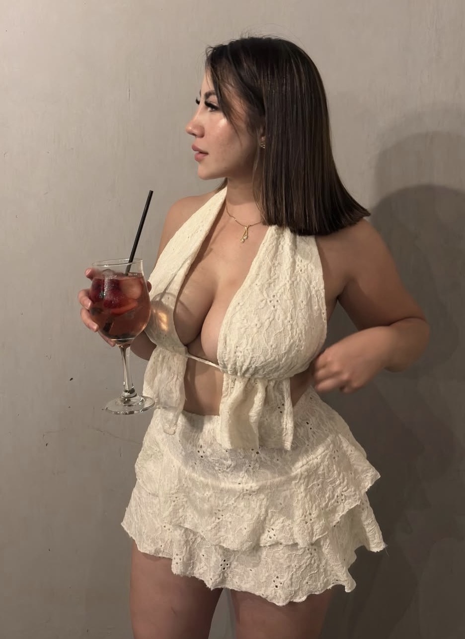 Flor Nunez nude 2