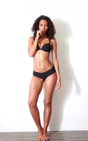 Flora Coquerel nude 2
