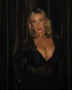 Florence Clara nude 6