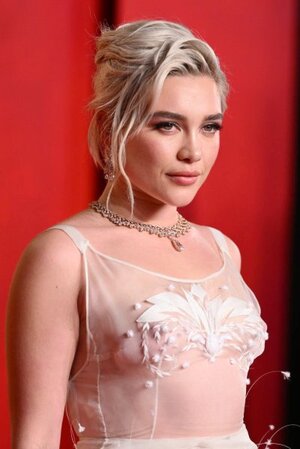 Florence Pugh nude 9