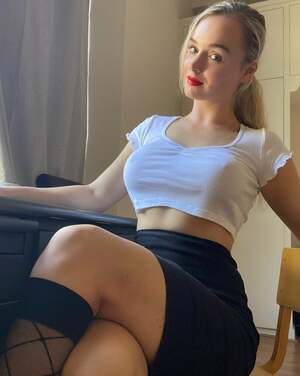 Foxy Tilly nude 2