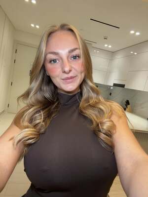 Fran Beatse nude 2