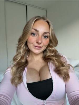 Fran Beatse nude 4
