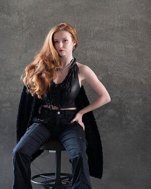 Francesca Capaldi nude 2
