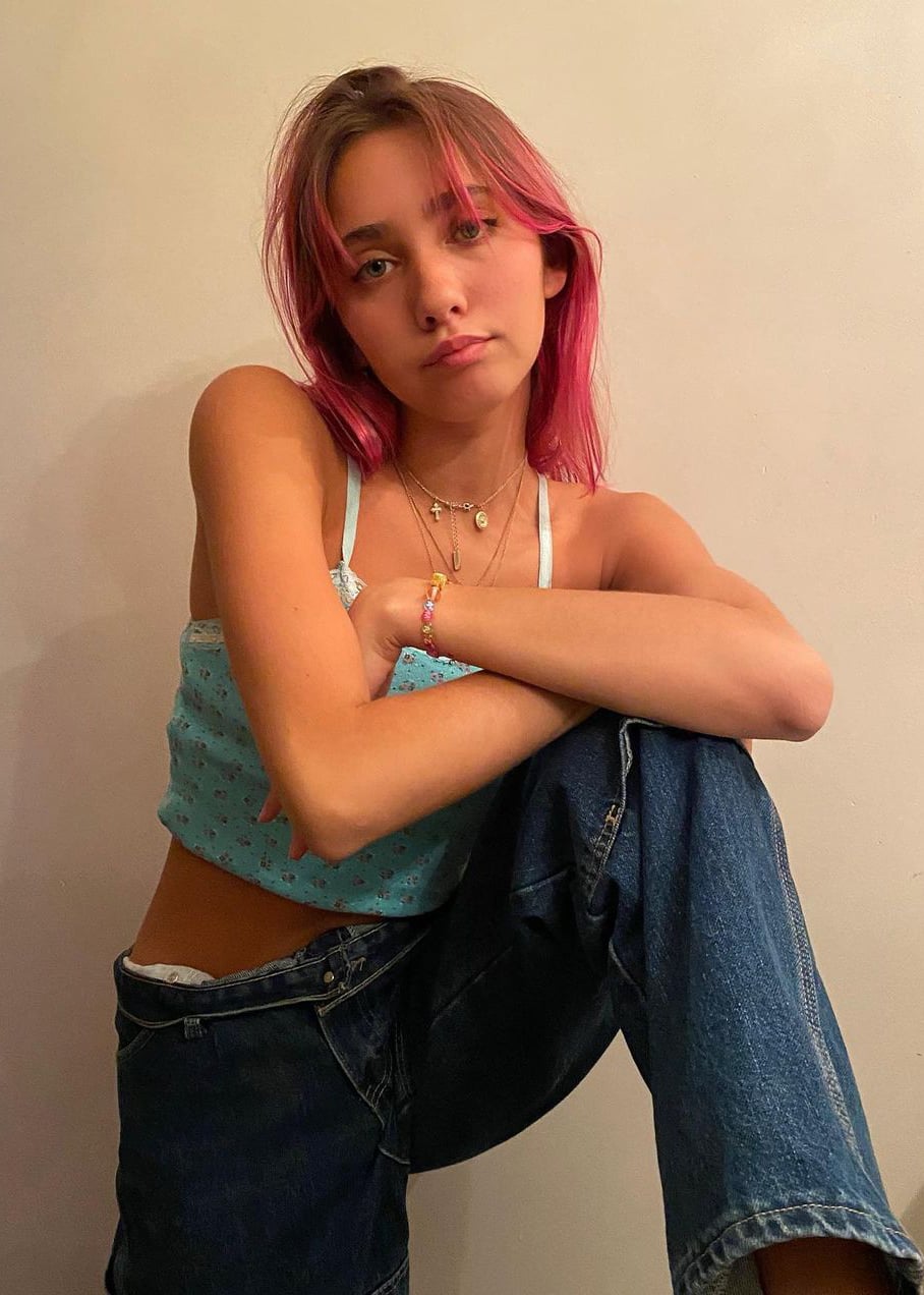 Frankie Stark nude 4