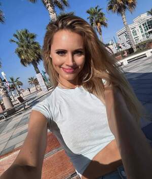 Franziska Czurratis nude 5