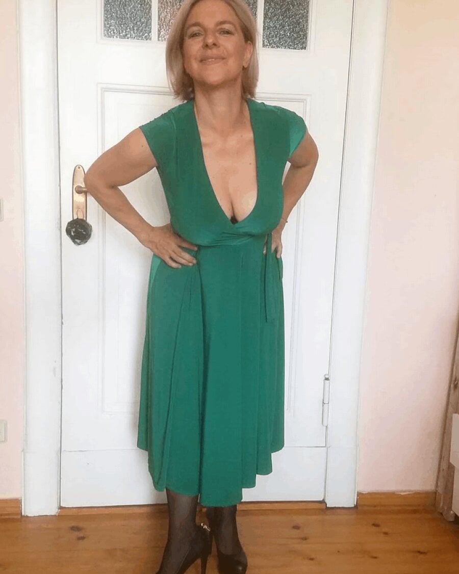 Fraulein Schmit nude 2