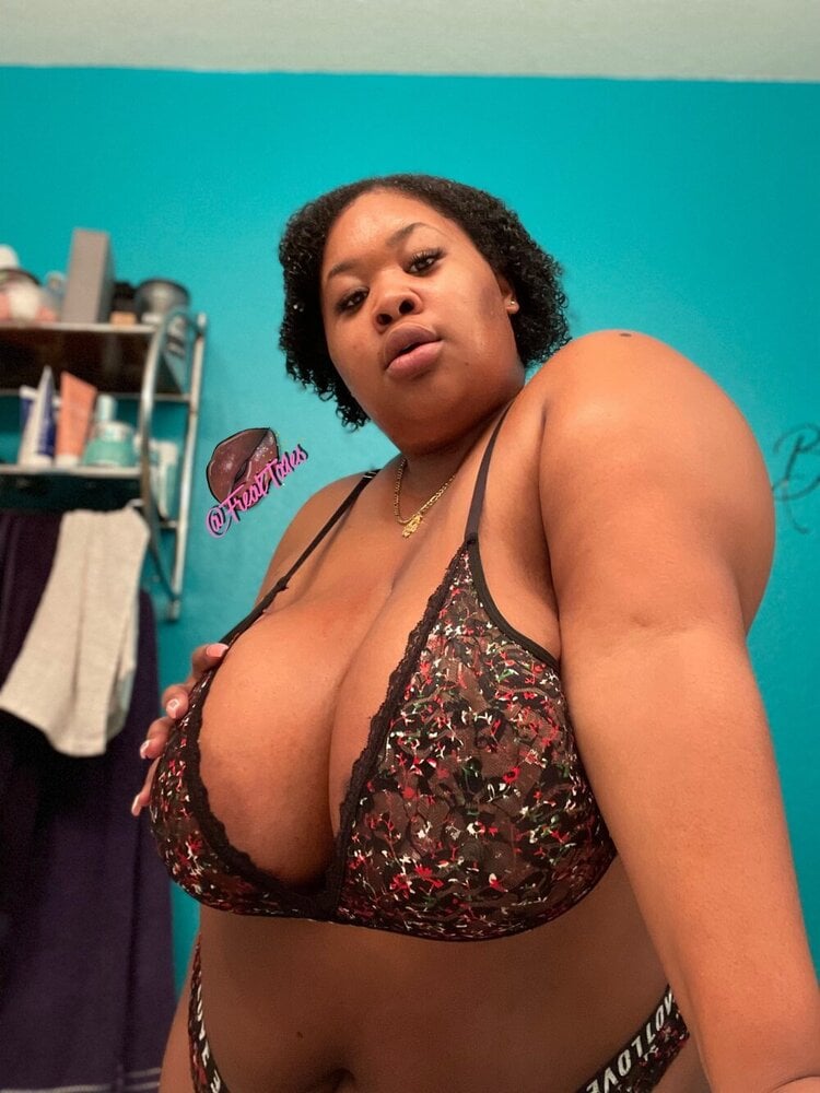 Freakta1es nude 5
