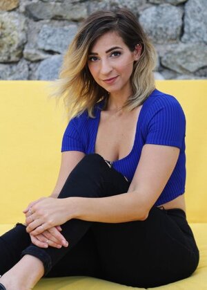 Gabbie Hanna nude 6