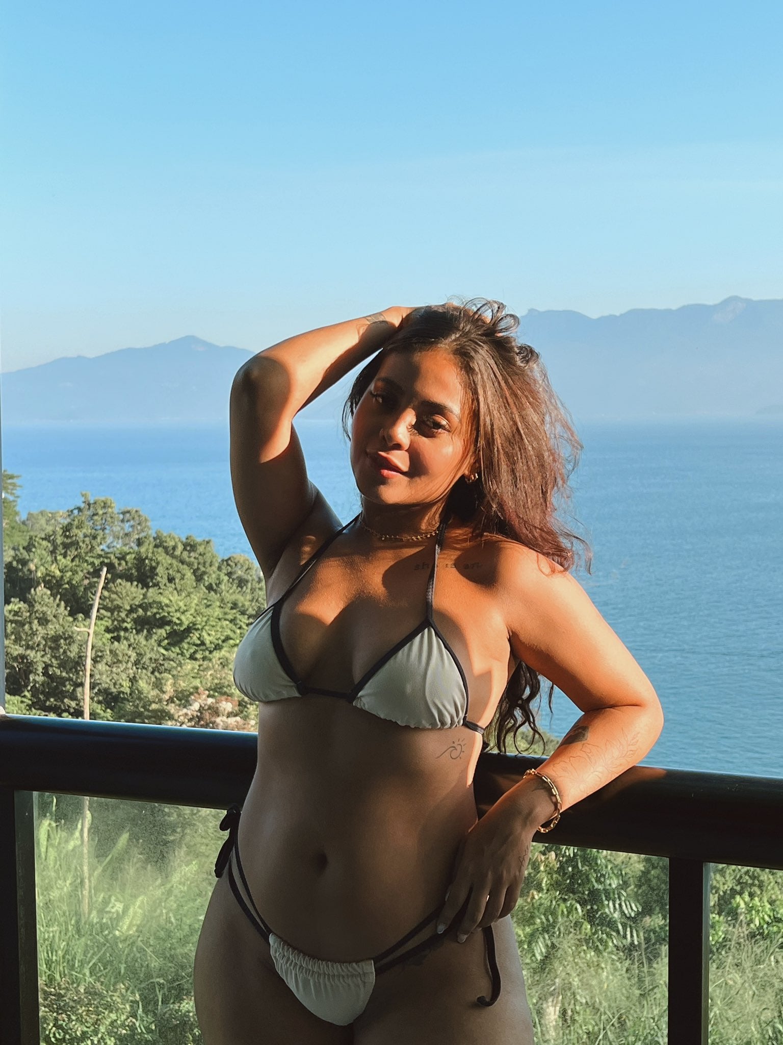 Gabriela Vaz nude 10