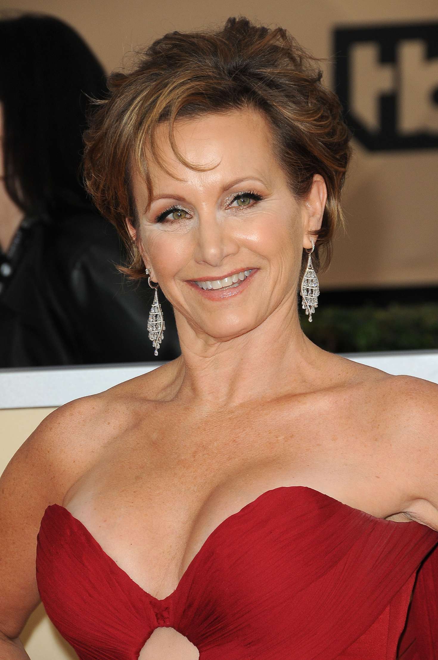 Gabrielle Carteris nude 6