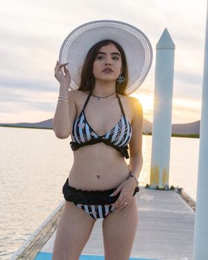 Gaby Gardez nude 8