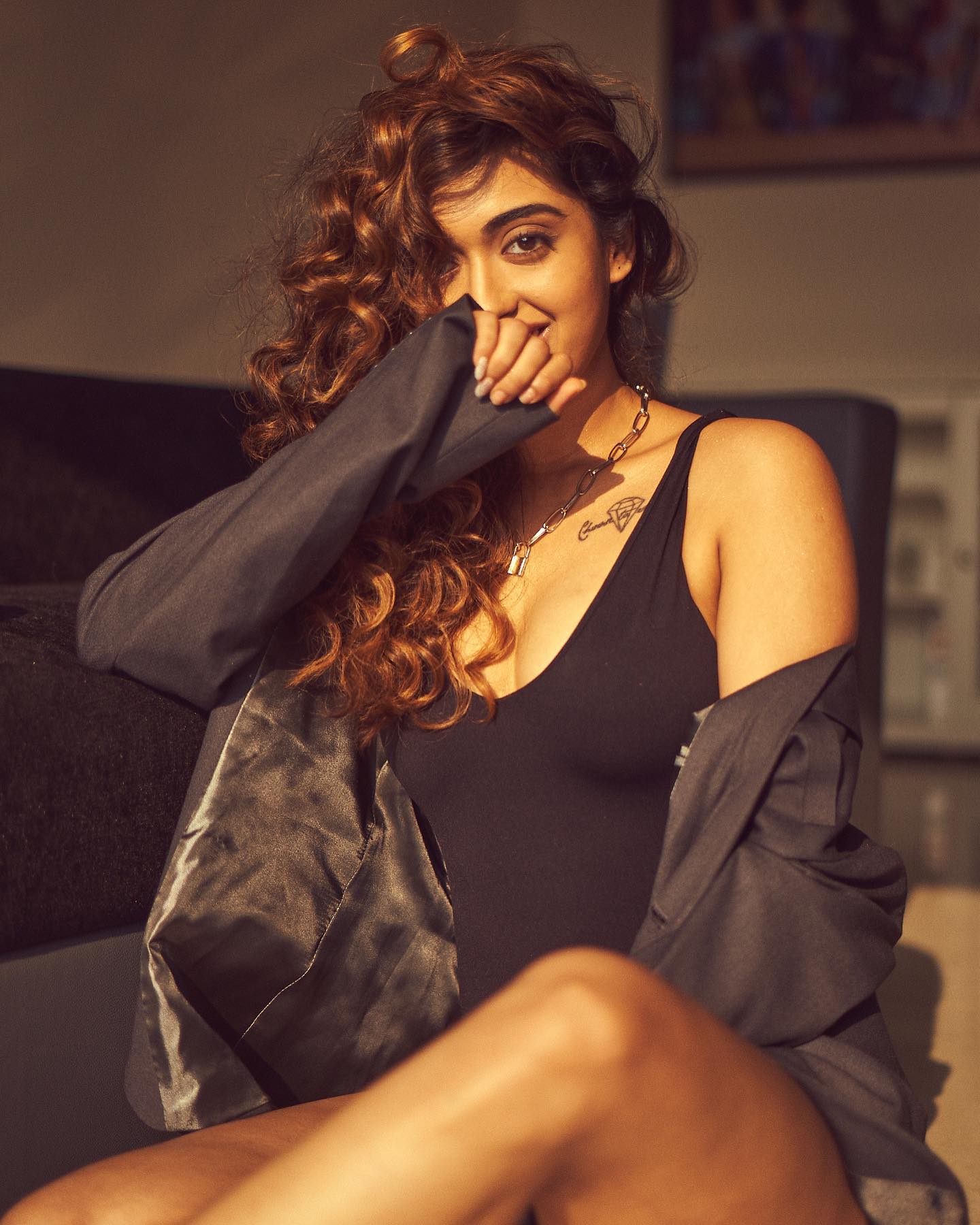 Gayatri Bhardwaj nude 12