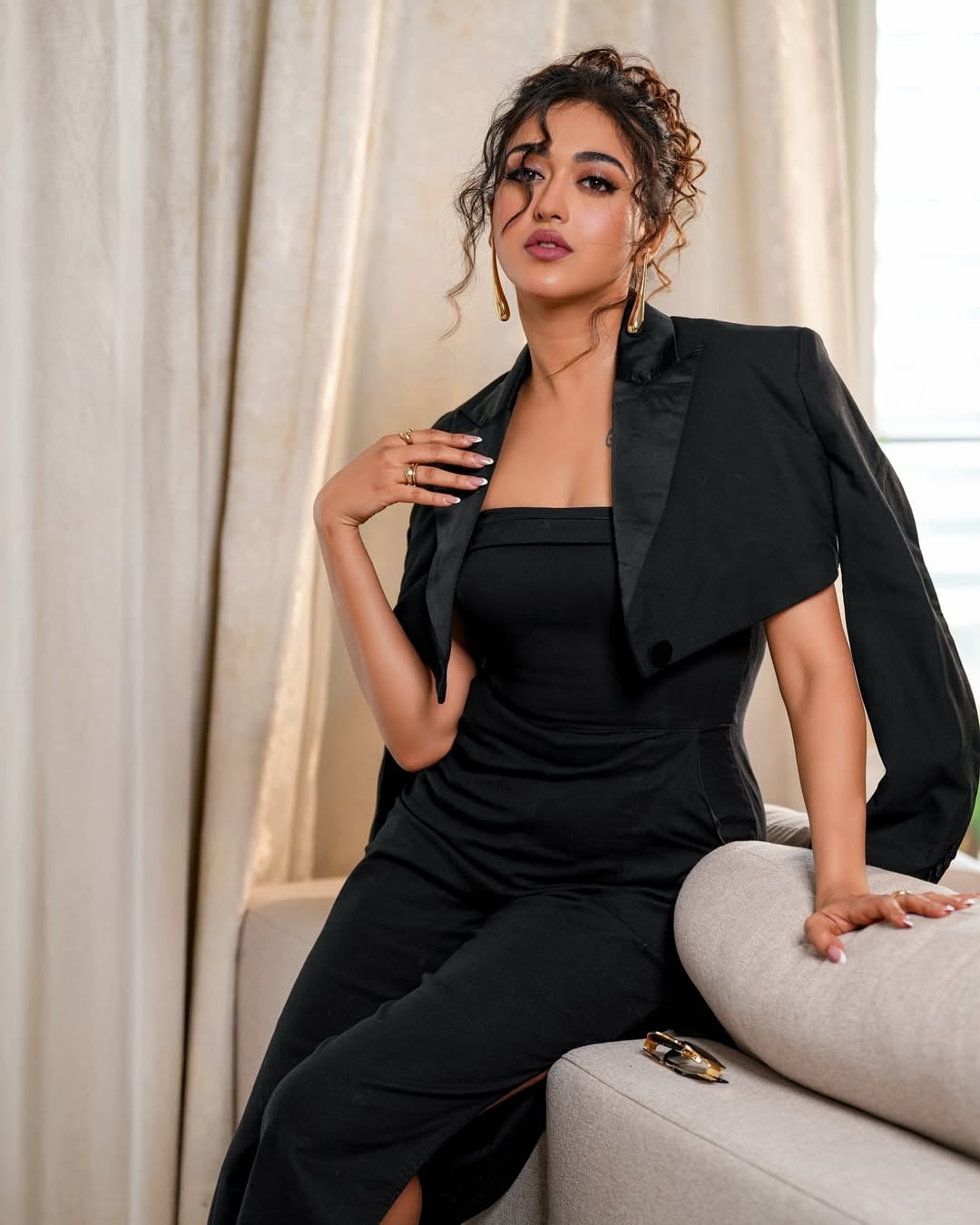Gayatri Bhardwaj nude 3