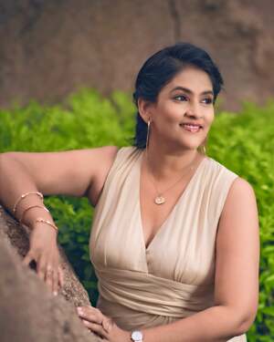 Gayatri Bhargavi nude 5