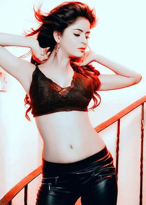 Gehana Vasisth nude 8