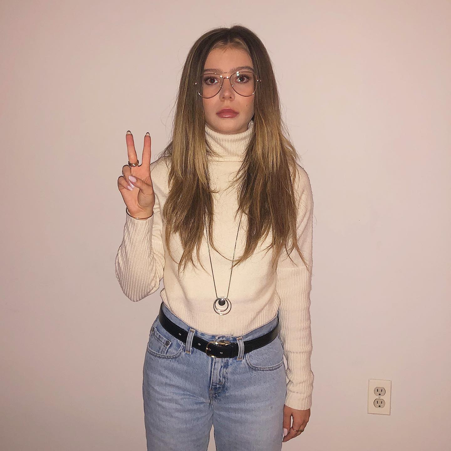 Genevieve Hannelius nude 6