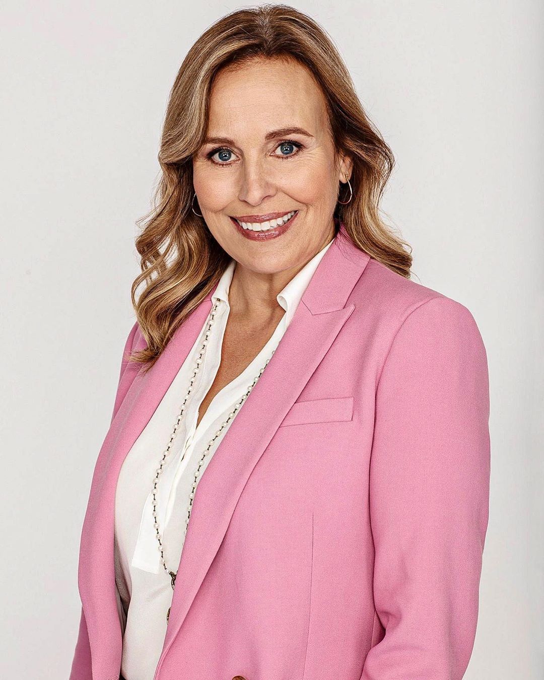Genie Francis nude 8