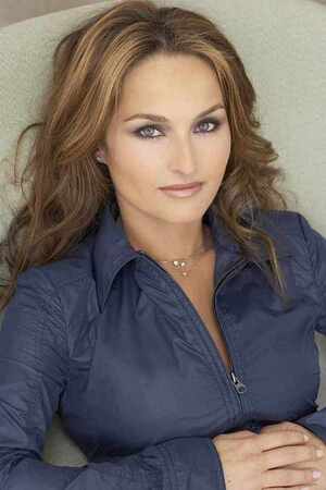 Giada De Laurentiis nude 8
