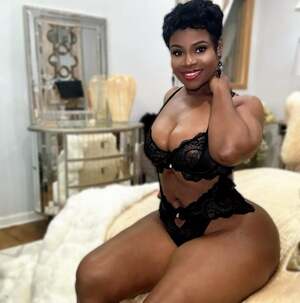 Gigi Empress nude 12