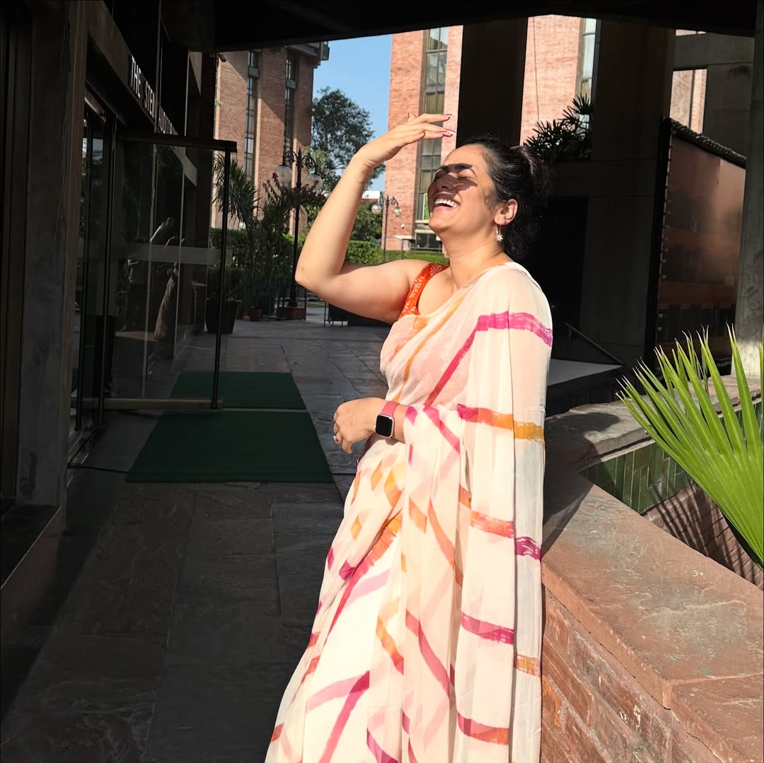 Girija Oak nude 9