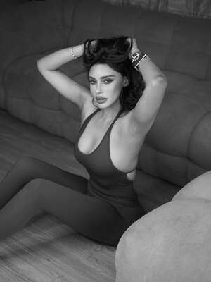 Gizele Thakral nude 11