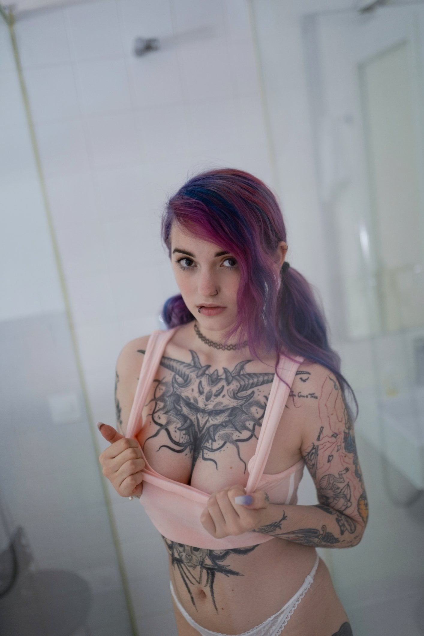 Gloom Suicide nude 9