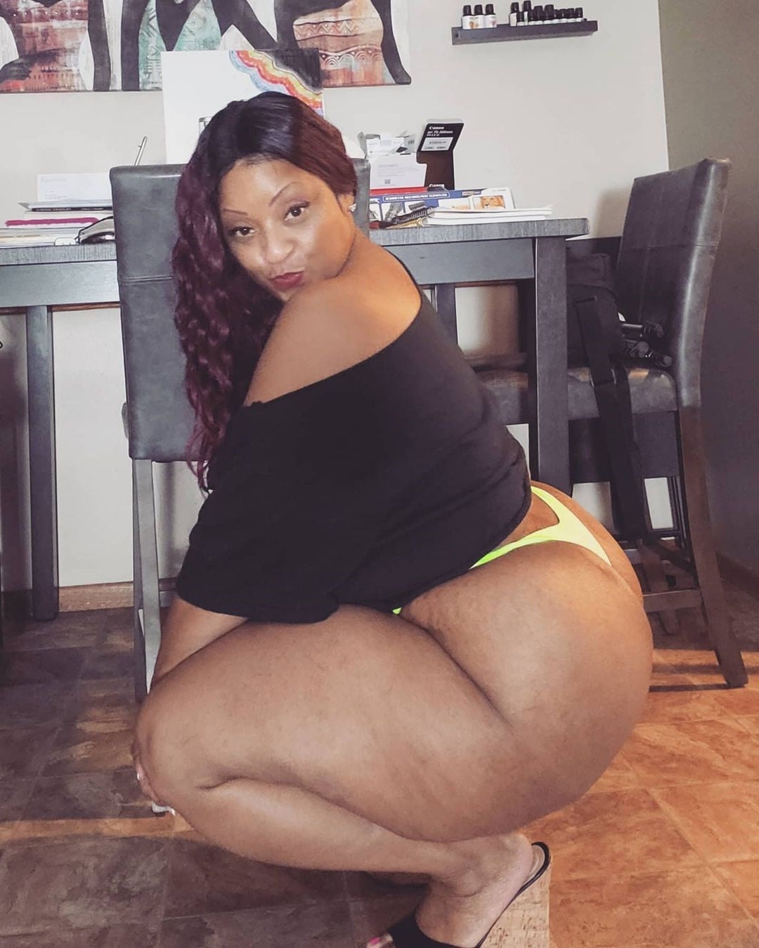 Gloria The Goddess nude 12