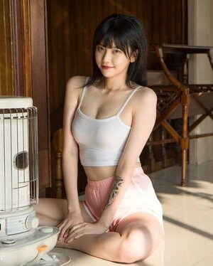 Go Mal-sook nude 5