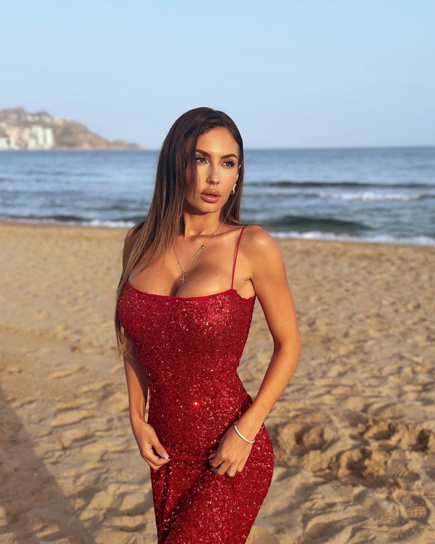 Gonsabellla nude 4