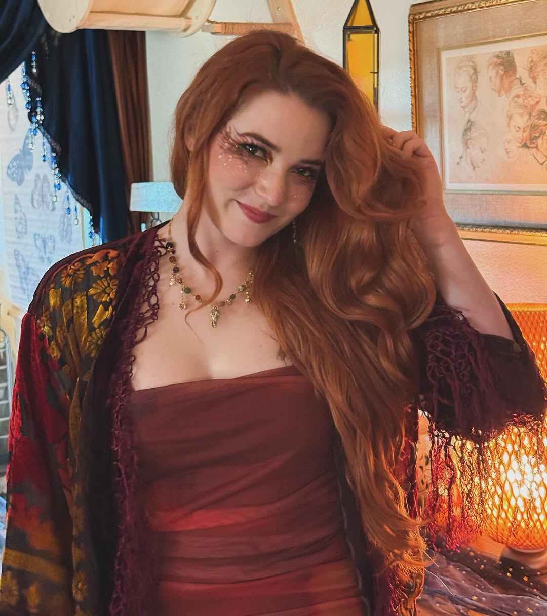 Goodnight Moon ASMR nude 7