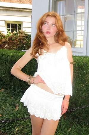 Grace Neeley nude 4
