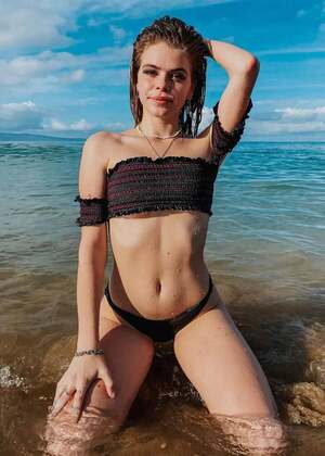 Griffin Arnlund nude 12