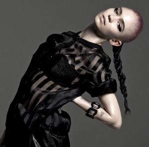 Grimes nude 5
