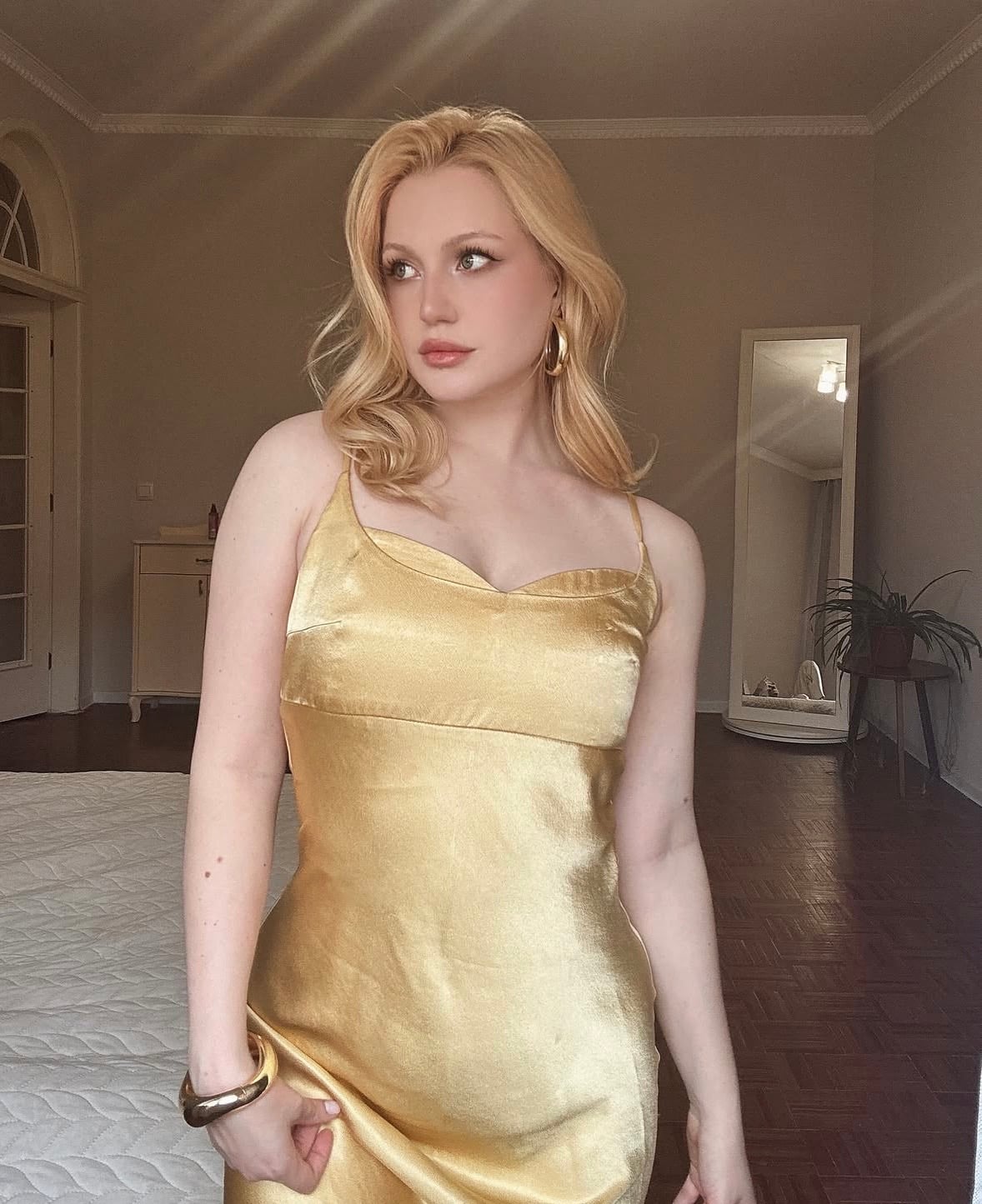 Grusha nude 4