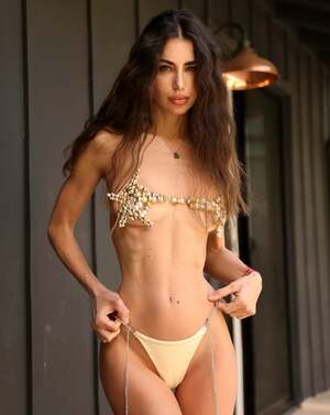 Guadalupe Diagosti nude 11