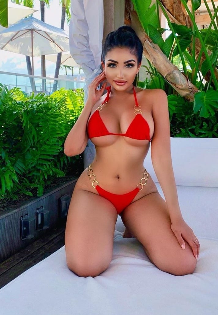 Gul Bahari nude 4