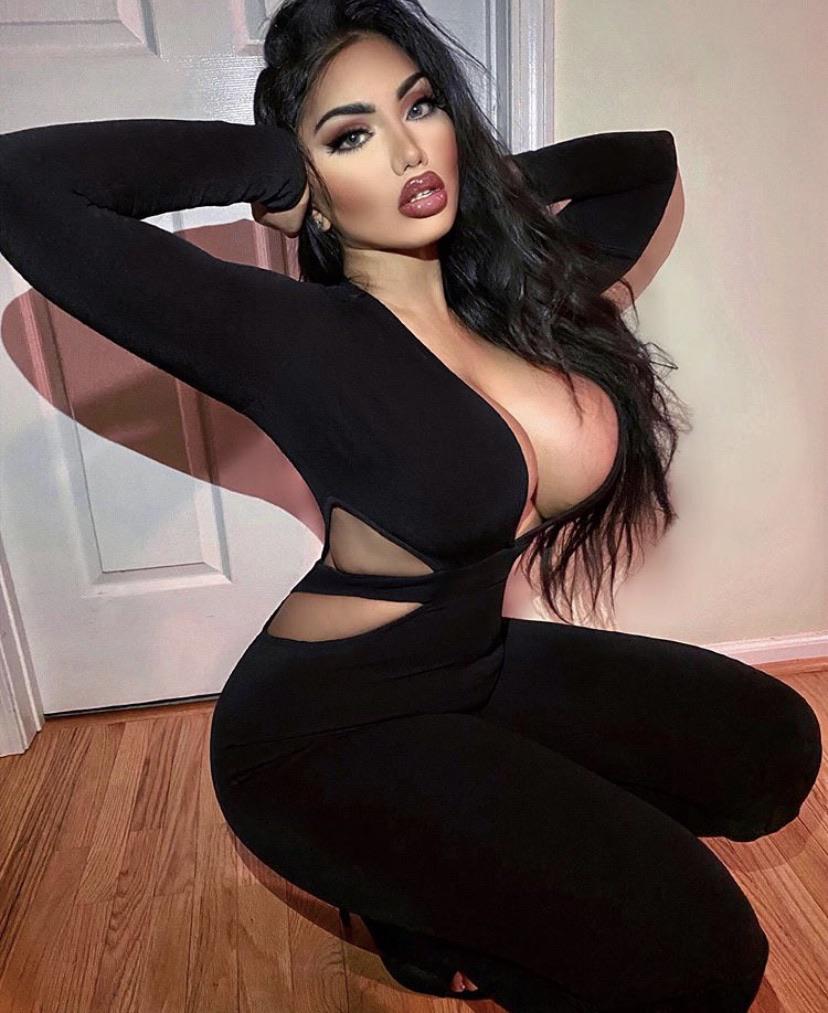 Gul Bahari nude 9