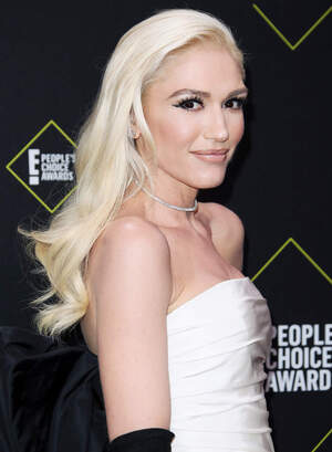 Gwen Stefani nude 5