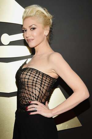 Gwen Stefani nude 6
