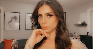 Hailey Leigh nude 12
