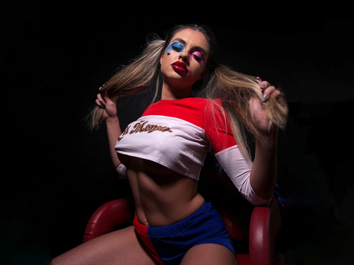 Hailey Madow nude 12