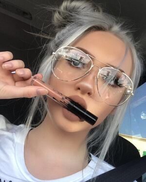 Hailey Marie nude 8