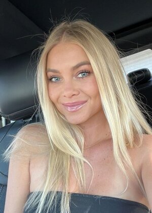 Hailey Ostrom nude 7