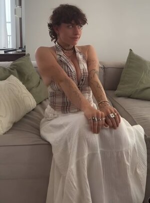 Hailey Shea nude 10